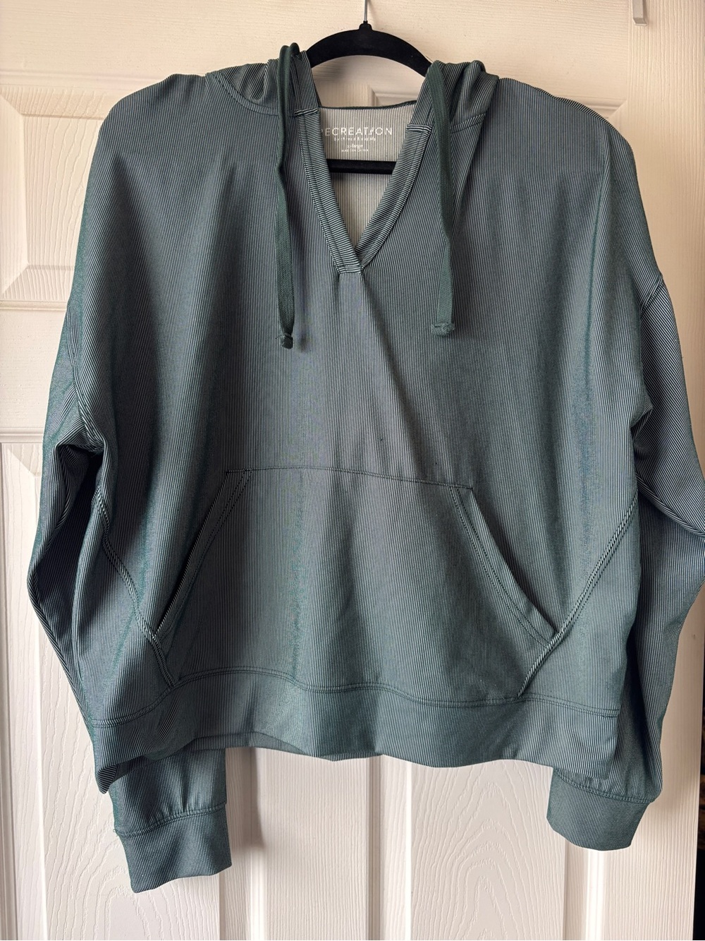 Recreation Women’s Pullover Hoodie in Slate Green